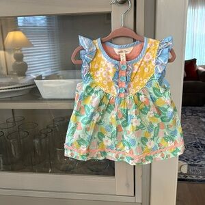 Matilda Jane sleeveless top. Floral print size 2